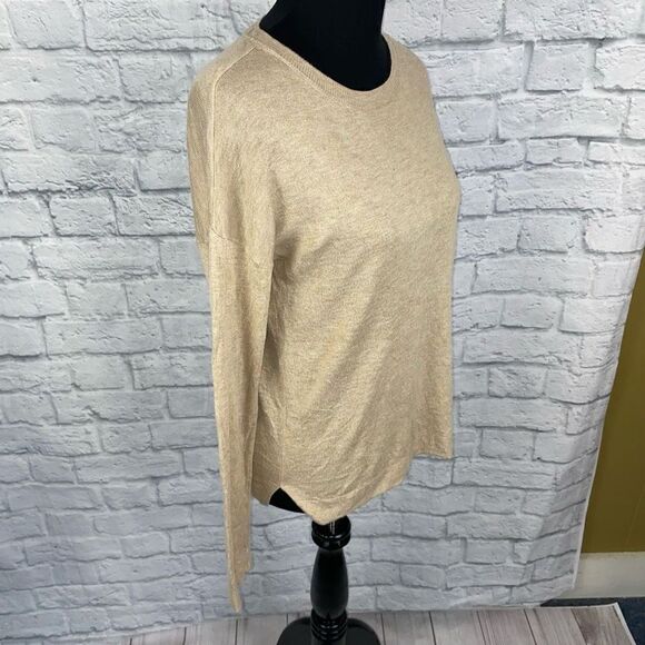 A New Day scoopneck Longsleeve lightweight sweater tan sz M women - Picture 2 of 10